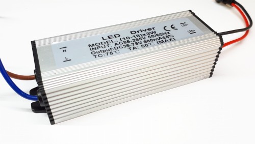 Led-Byt.pl zasilacz stałoprądowy 680mA 36-75V  50W (10-18)x3W profile aluminiowe radiatory diody led.jpg