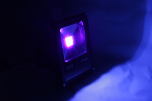 Led-Byt.pl halogen naświetlacz UV ultrafiolet 395nm 20W 230V IP65 6.jpg