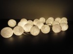 Lampki cotton ball świecące kule na baterie 10 LED 1,2m BIAŁE